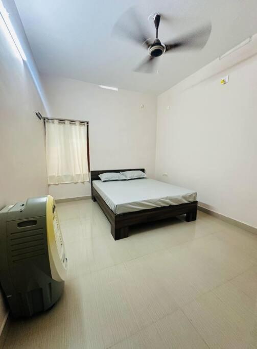 Home At Guruvayur 2 Ac Room,1 Single Bed,Kitchen Exteriér fotografie